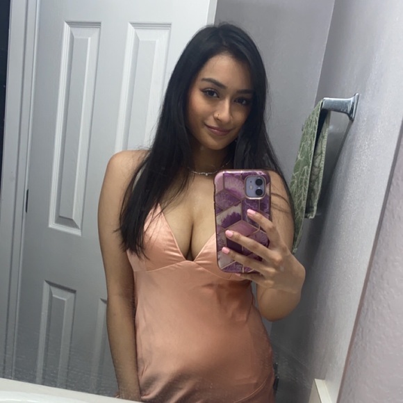 Hello Molly Asking For a Friend Midi Dress Rose - Picture 4 of 4